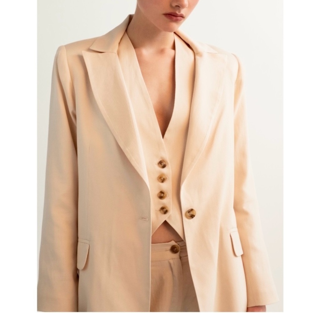 MILLA CREAM BLAZER
